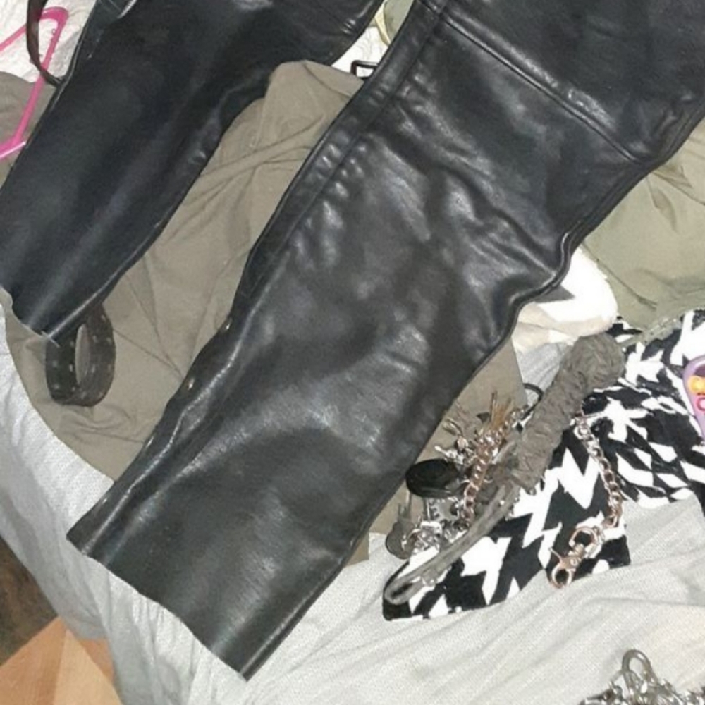M.O.D. leather chaps - Picture 3 of 4